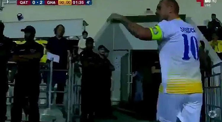 Sneijder Katar'da ortalığı karıştırdı! - Resim: 3