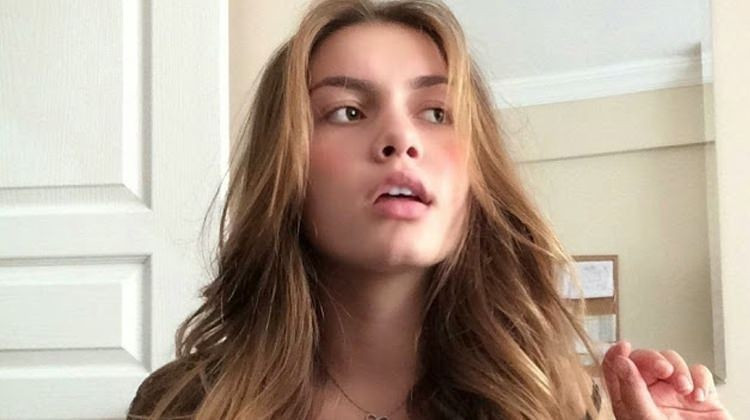  Aleyna Tilki annesine ev aldı - Resim: 1