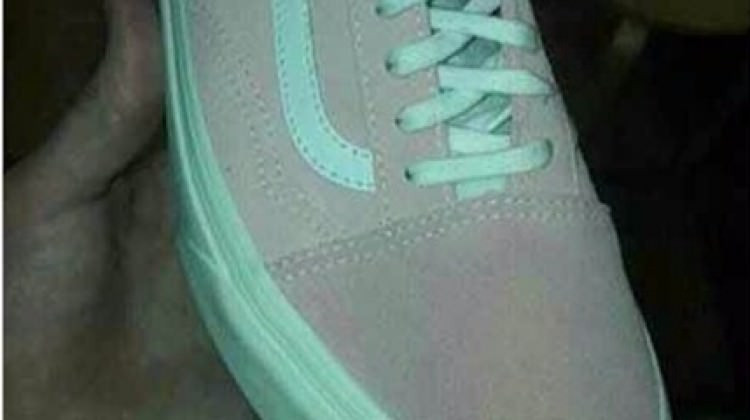 Sizce bu ayakkabı ne renk? İşte yeni bir sosyal medya krizi - Resim: 4