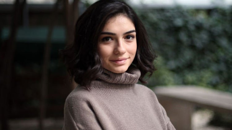 Hazar Ergüçlü'den açıklama: Sır tutamıyorum! - Resim: 1