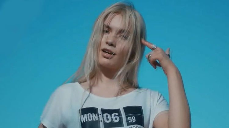 İşte Aleyna Tilki'yi ilk sahneye çıkaran o isim... - Resim: 1