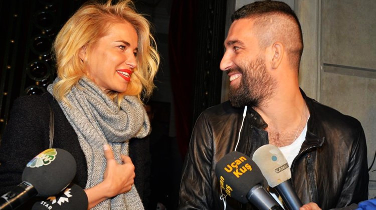 Burcu Esmersoy o soruyu duydu deliye döndü  - Resim: 1