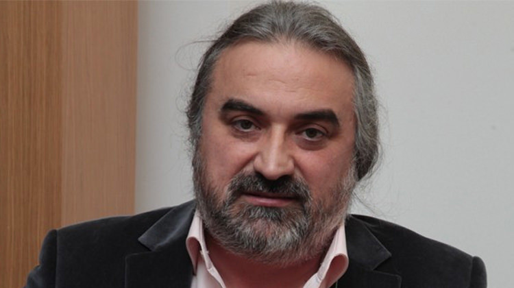 Volkan Konak'ın sahne aldığı mekanda silahlı saldırı Volkan konak kimdir? - Resim: 1