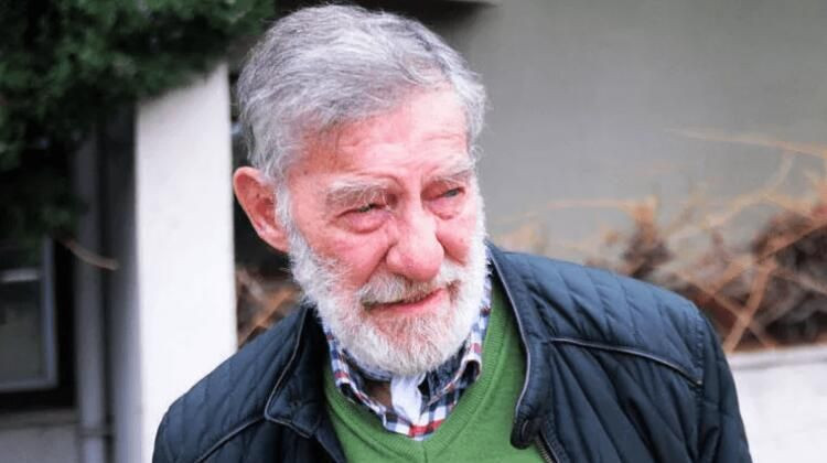 Eşi ölünce dağıldı 'camdan onu görüyorum' diyen Ahmet Mekin her gün mezarlığa bakın ne diyor - Resim: 1