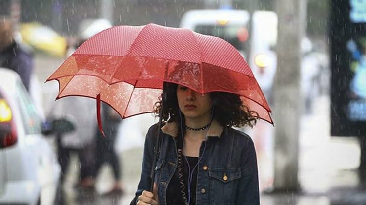 İstanbul, Tekirdağ, Kırklareli! Meteoroloji uyarmıştı şiddetli yağmur bastırdı - Resim: 1