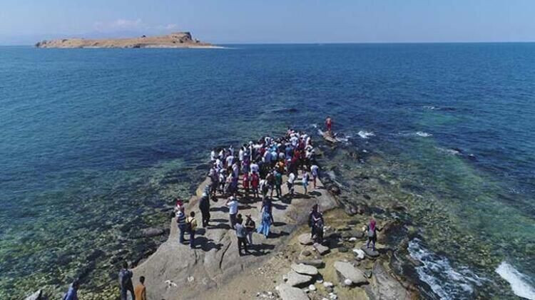 Türkiye'nin gizli cenneti Van'da bulunuyor görenler hayran kalıyor - Resim: 4