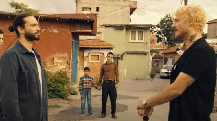 Show Tv Üç Kuruş dizisinin çekildiği 'Çıngıraklı Mahallesi' nerede? Romanlara dair 'ince' mesaj - Resim: 2