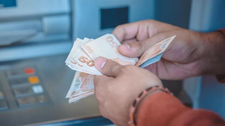 Emekli maaşlarına seyyanen zam! Asgari ücretle eşitlenecek mi? - Resim: 3