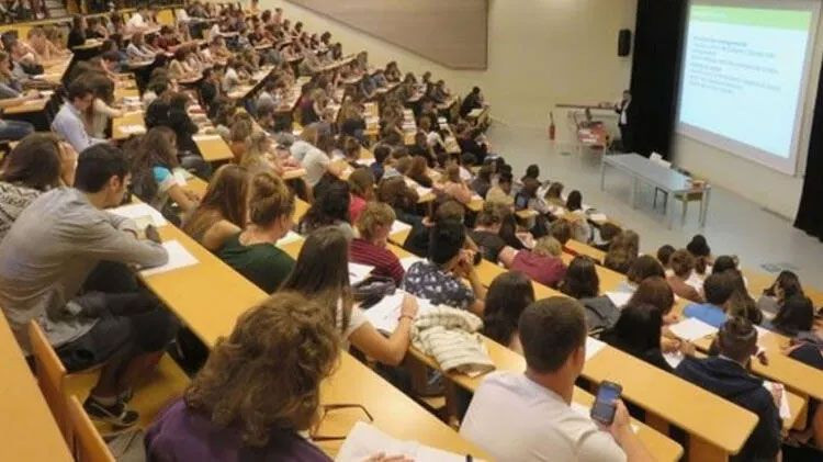 Deprem nedeniyle üniversitelerde uzaktan eğitimi nasıl yapacak? YÖK 16 soruda açıkladı... - Resim: 1