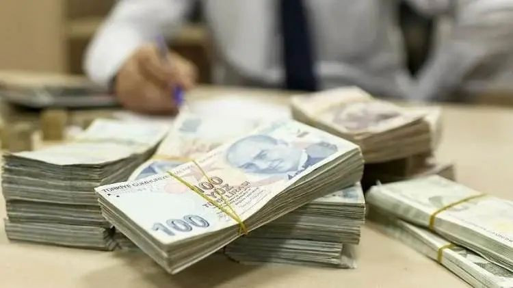 Emekli promosyonlarında yarış kızıştı: Banka banka güncel tutarlar - Resim: 11