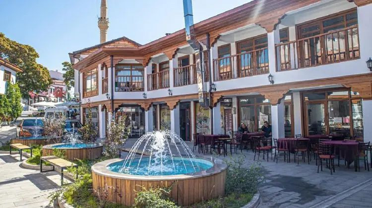 İşte Türkiye'de tam bir emekli hayatı yaşanan sakin ilçeler... - Resim: 9