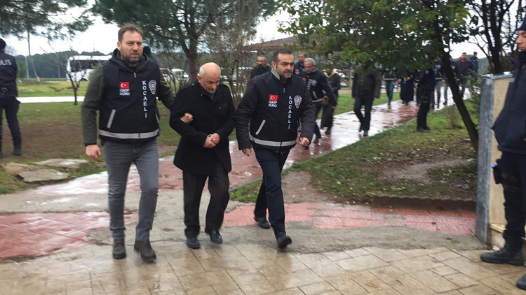Palu ailesi son durum Tuncer Ustael'in Fetullah Gülen ile benzerliği - Resim: 2