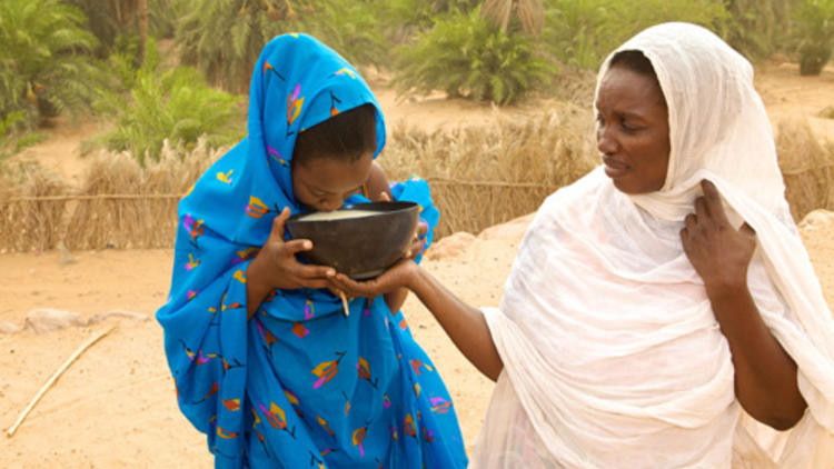 Koca bulsunlar diye işkence ile yemek yediriliyor! - Resim: 3