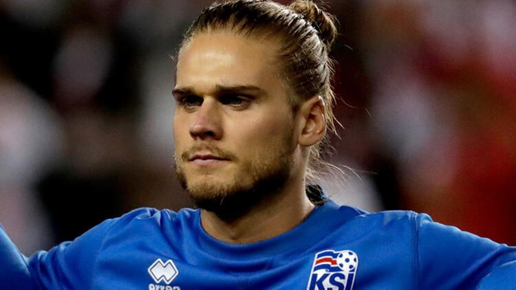 Dünya'nın en yakışıklı 20 futbolcusu! Listede Türkiye'den bir isim - Resim: 3