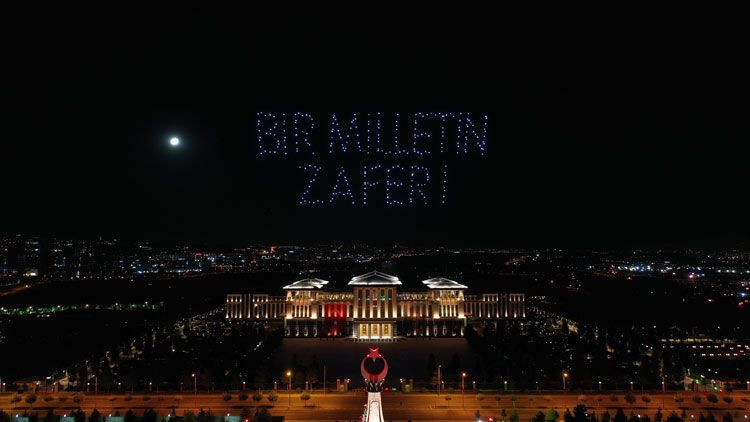 Beştepe'de 300 İHA muhteşem gösterisi - Resim: 4