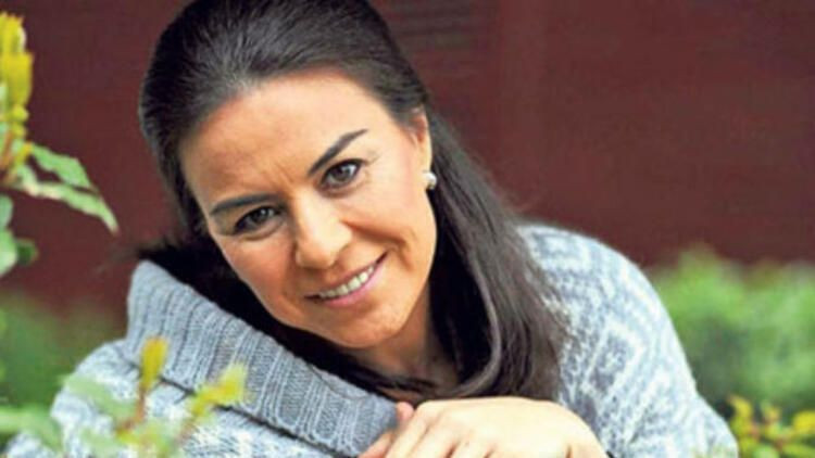 Çukur'un Süreyya'sı Filiz Taçbaş'a büyük şok! Apar topar İzmir'e gitti - Resim: 1