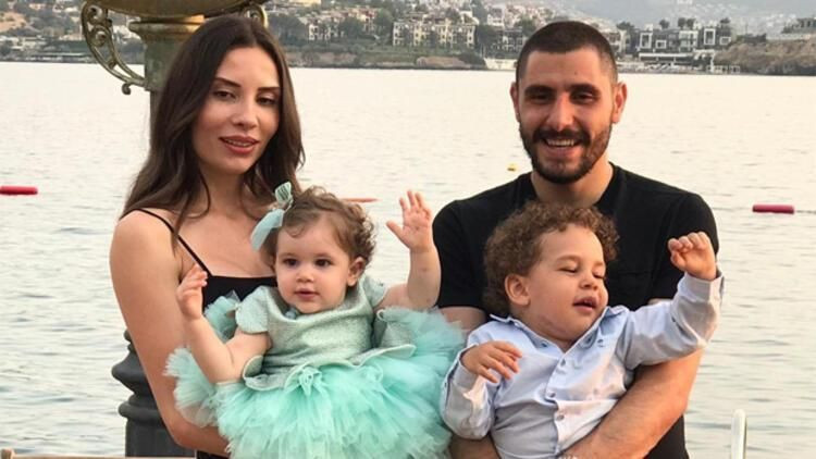 Falcıya inandı ünlü futbolcuyu boşuyor! Özer Hurmacı ile eşi yeniden mahkemelik - Resim: 4