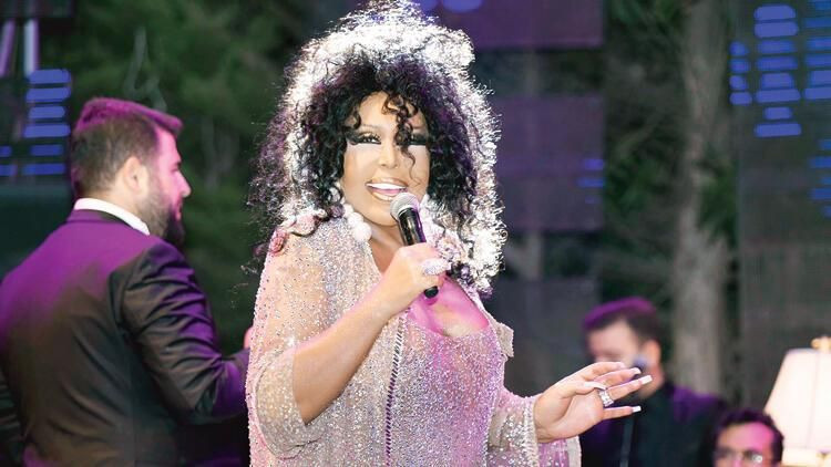 Bülent Ersoy'dan orkestrasına ağır çıkış: Ben onları tercih ediyor muyum? - Resim: 3