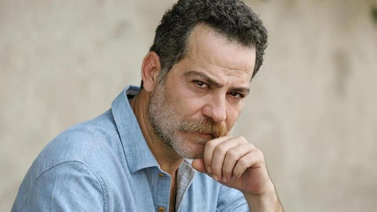 Sinirlenince saatlerce temizlik yapıyor! Eski işini duyan inanamadı: Işın Karaca Berrak Tüzünataç Ezgi Şenler şaşırttı - Resim: 3