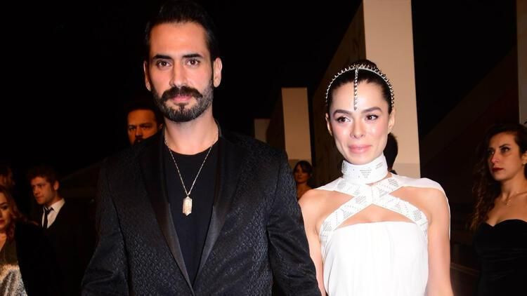 Kızının yüzünü ilk kez gösterdi! Özge Özpirinçci'nin bebeği bakın kime benziyor: Şaka yapıyorsunuz - Resim: 1