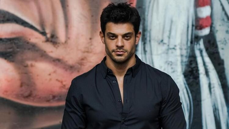 Mehmet Dinçerler'in Hadise'ye hediye ettiği 3 Milyonluk yüzük replika çıktı! Gerçek değeri... - Resim: 3