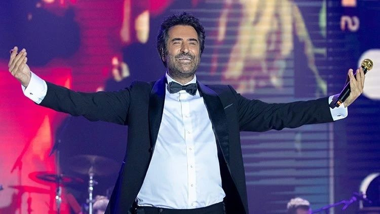 "Oyunculuk kutsal mı" polemiğine Mahsun Kırmızıgül'de katıldı! Açıklaması olay... - Resim: 4