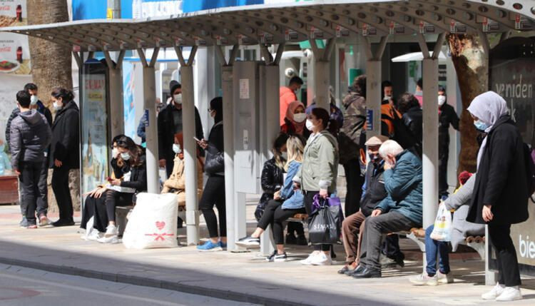 Ramazan Bayramı'nda sokağa çıkma yasağı geliyor! Seyahatler de yasaklanacak - Resim: 4