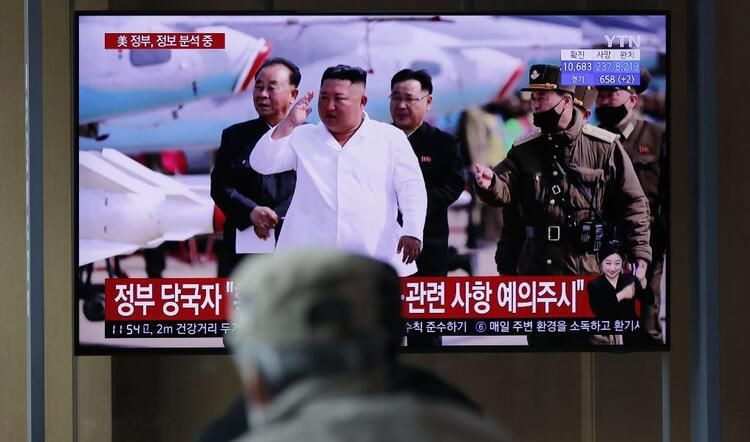 Kim Joung-un öldü, işte tabutu! Ortalığı fena karıştıran görüntü - Resim: 2