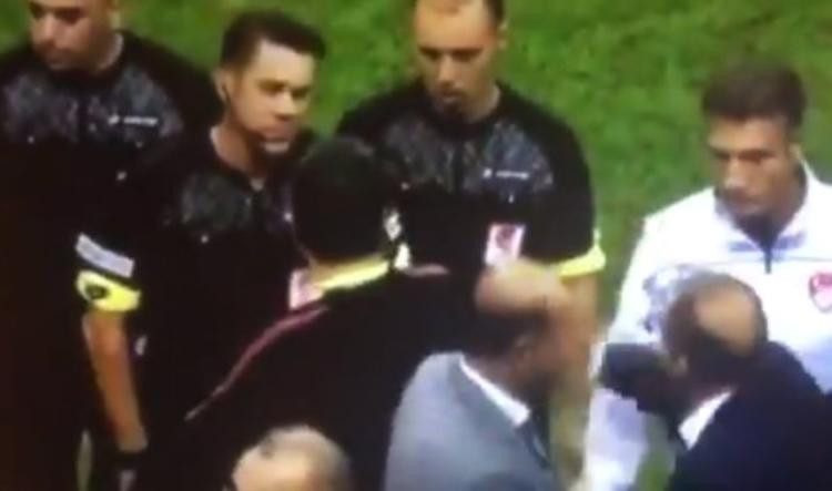 Fatih Terim Fırat Aydınus'un yüzüne tükürdü! - Resim: 1