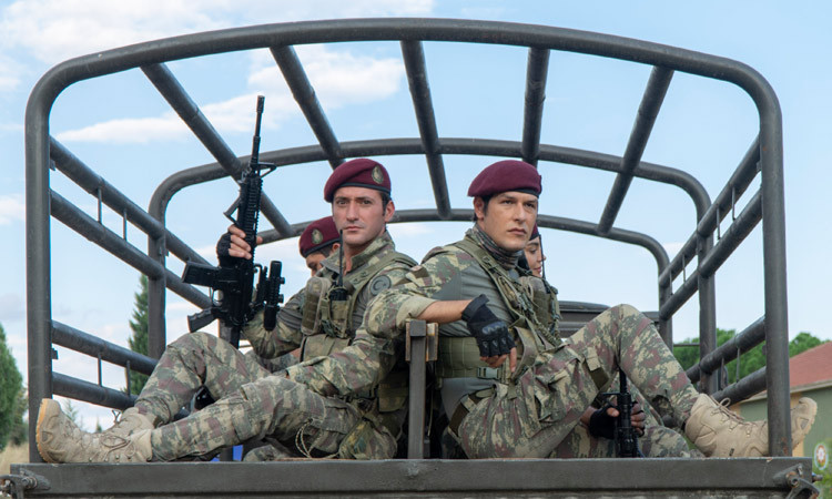 Fox Tv Savaşçı dizisine bomba transfer! Terörist Karon rolünde... - Resim: 4