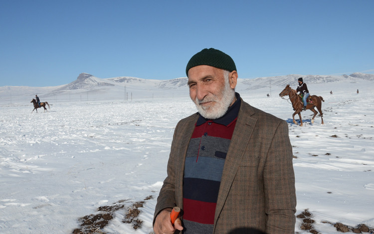 Kar üstünde cirit nefes kesti - Resim: 4