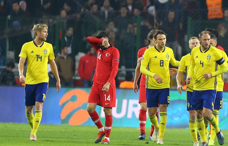 Milli Takım maçında skandal olay! İsveçlilere 2 penaltı sözü! - Resim: 1