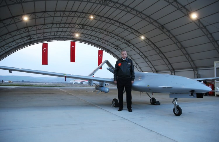 Cumhurbaşkanı Erdoğan'dan TB2'ye imza - Resim: 3