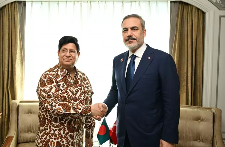 Endonezya'da ASEAN Zirvesi: Hakan Fidan'ın kıyafet tercihi gündem oldu - Resim: 4