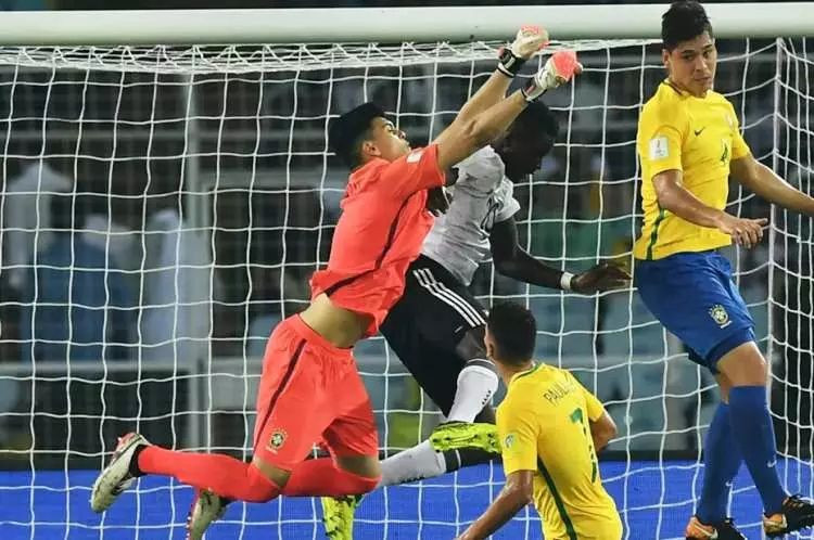 Dünyanın en iyi 15 kalecisi belli oldu: Süper Lig’den bir isim listeye girdi - Resim: 3