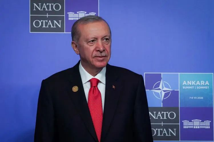 NATO Zirvesi'nde liderlere özel kalemler hediye edildi - Resim: 1