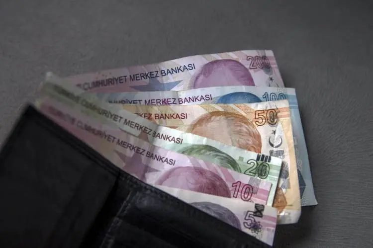 Emekli promosyonlarında yarış kızıştı: Banka banka güncel tutarlar - Resim: 8