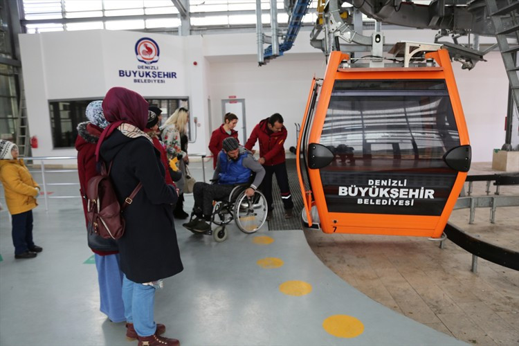 Teleferikle yaylada kar keyfi - Resim: 1