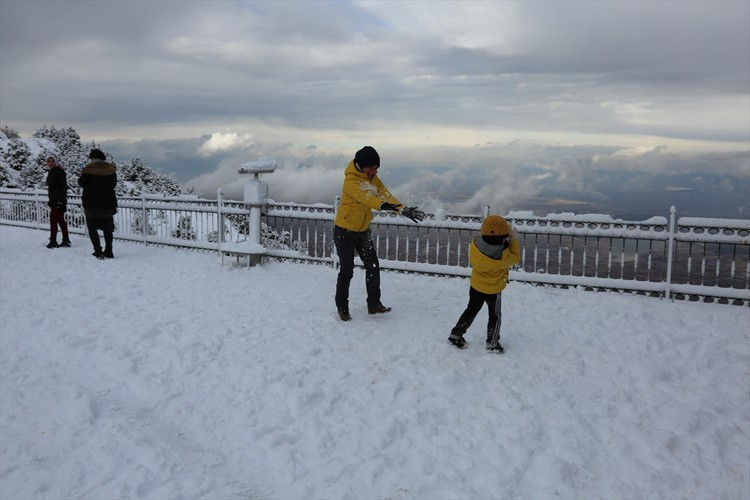 Teleferikle yaylada kar keyfi - Resim: 2
