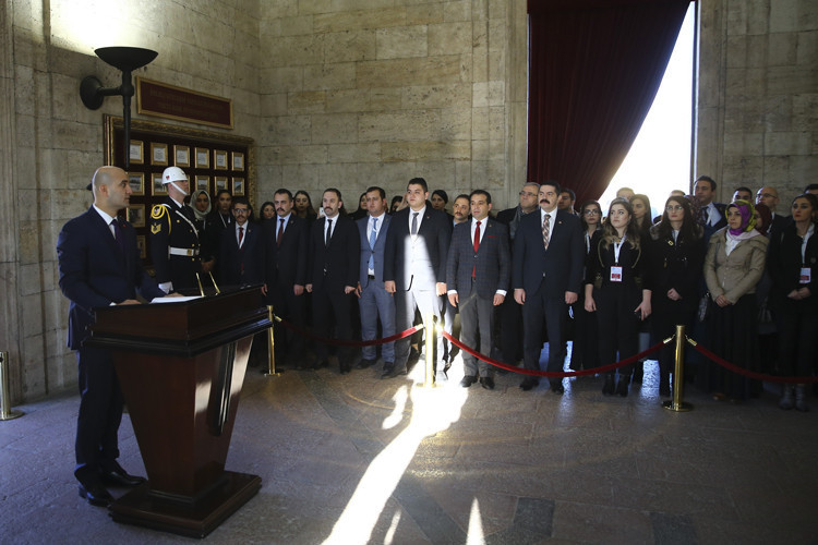 Ülkü Ocaklarından Anıtkabir'e anlamlı ziyaret - Resim: 4