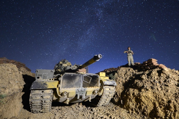 Mehmetçik bayram namazını kıldı muhteşem kareler - Resim: 4