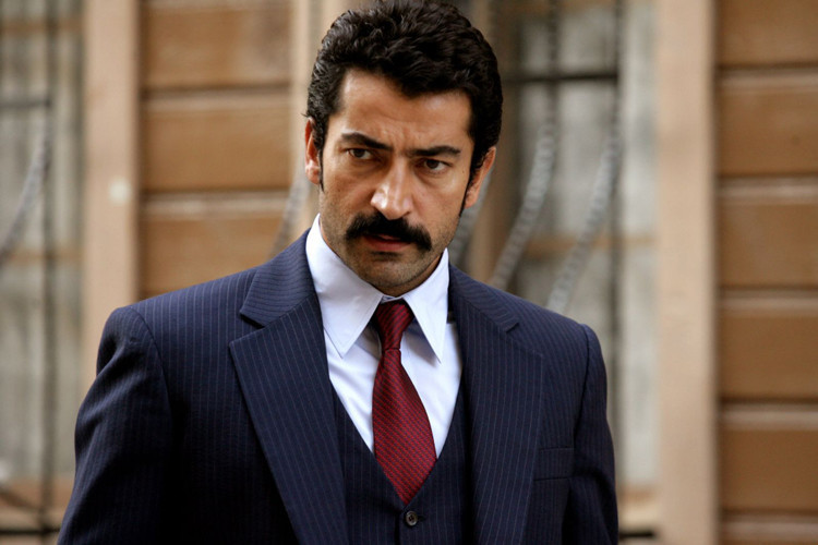 İşte Kenan İmirzalıoğlu'nun 'Fatih' dizisinden kazanacağı servet - Resim: 1