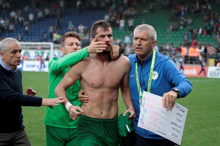 Rize'de saha karıştı: Maç bitti kartlar devam etti! - Resim: 2