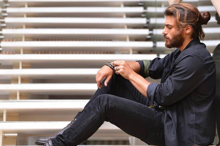 Can Yaman'ın reklam filminden aldığı para dudak uçuklattı! - Resim: 1