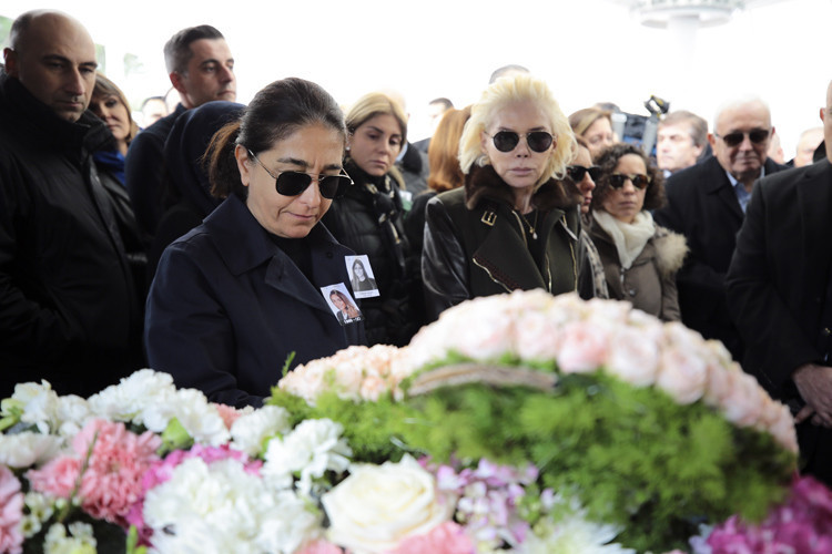 Mina Başaran'ın nişanlısı Murat Gezer ağladı Burcu Urfalı'nın eşi... - Resim: 4