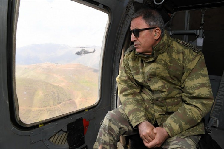 Hulusi Akar sınır birliklerini denetledi - Resim: 4