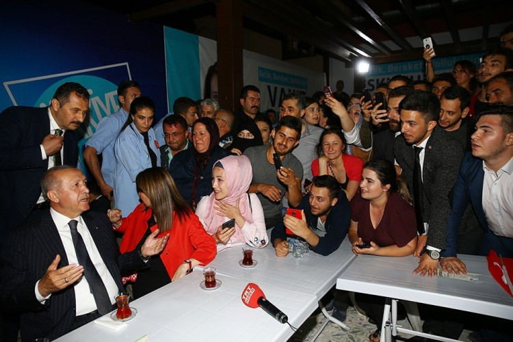 Cumhurbaşkanı Erdoğan'dan 'kıraathane' ziyareti - Resim: 4