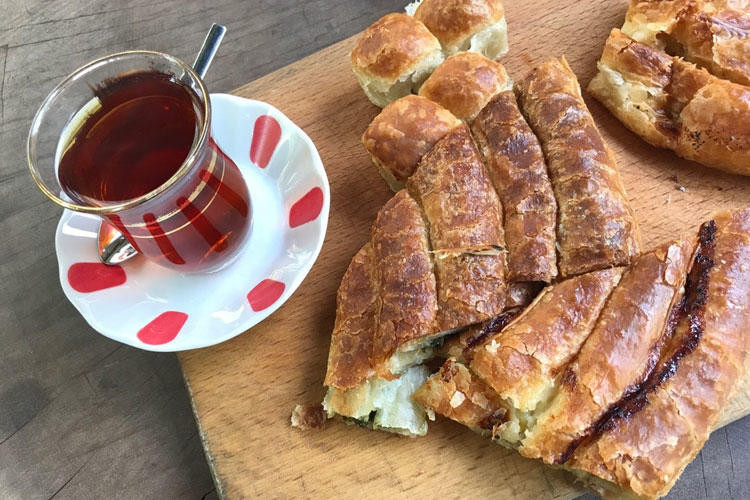 Damaklarınızı şenlendirecek en iyi börekçiler - Resim: 1