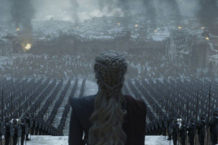 Game Of Thrones kostümcüsü Daenerys'in paltosunun sırrını açıkladı - Resim: 1