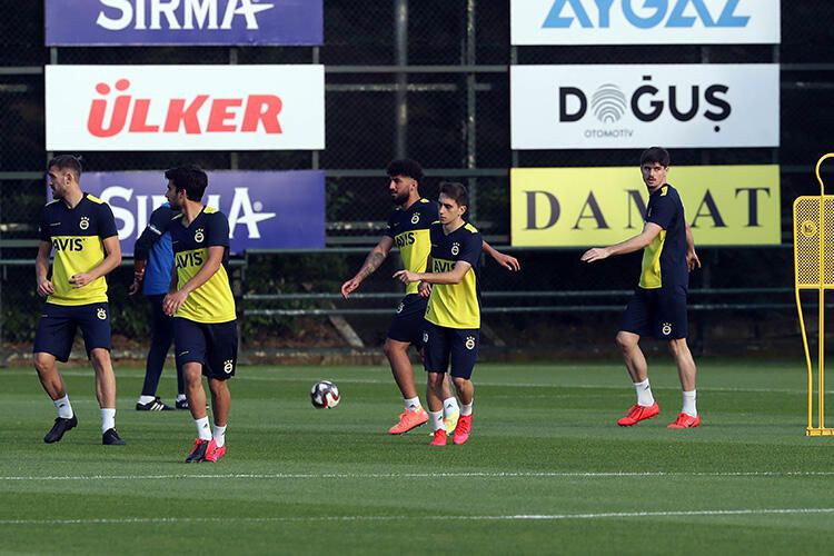 Fenerbahçe'de 5 futbolcu FIFA’ya gitti - Resim: 3